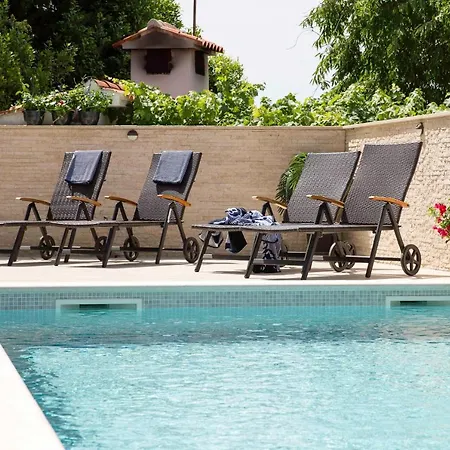 Appartement Mery Pula